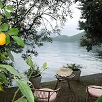 L'oleandro Sul D'iseo