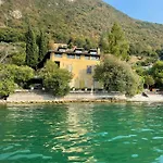 L'oleandro Sul D'iseo *