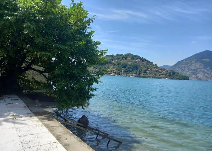 L'oleandro Sul D'iseo